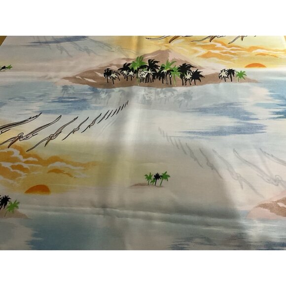 Hoffman California Vintage Silky Fabric Featuring Tropical Scene 4 Yards x 45" W - Picture 12 of 14